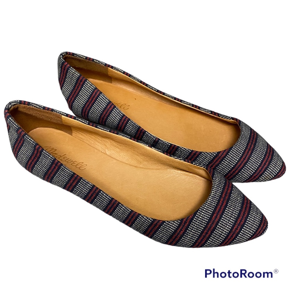 Madewell | size 8 navy and red striped‎ flats